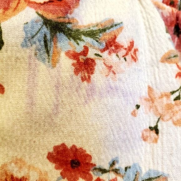 No Boundaries Pink Floral Fringe Hem Flowy Lounge Shorts - Picture 4 of 5